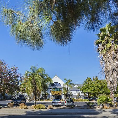 Quality Inn Fresno Yosemite Airport Extérieur photo