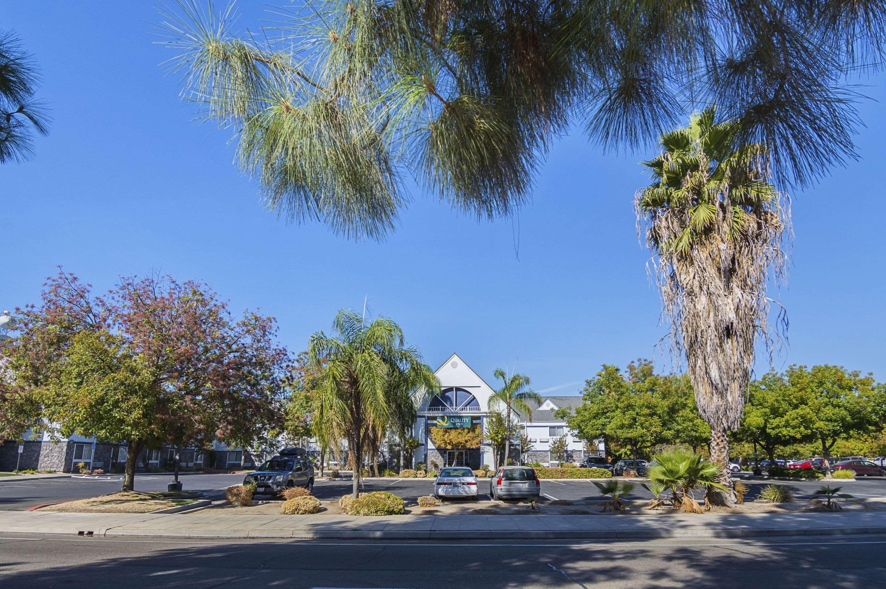 Quality Inn Fresno Yosemite Airport Extérieur photo