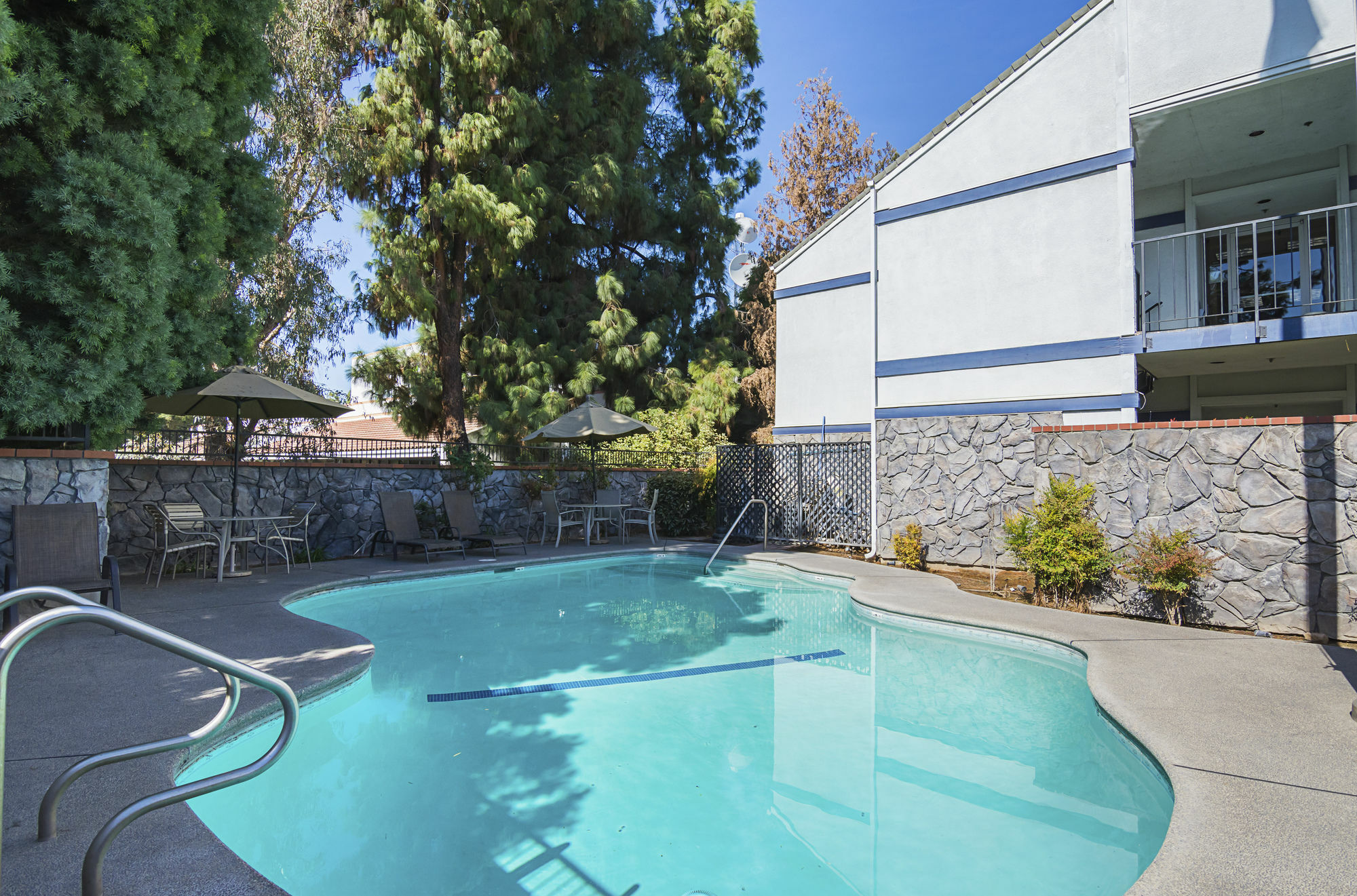 Quality Inn Fresno Yosemite Airport Extérieur photo