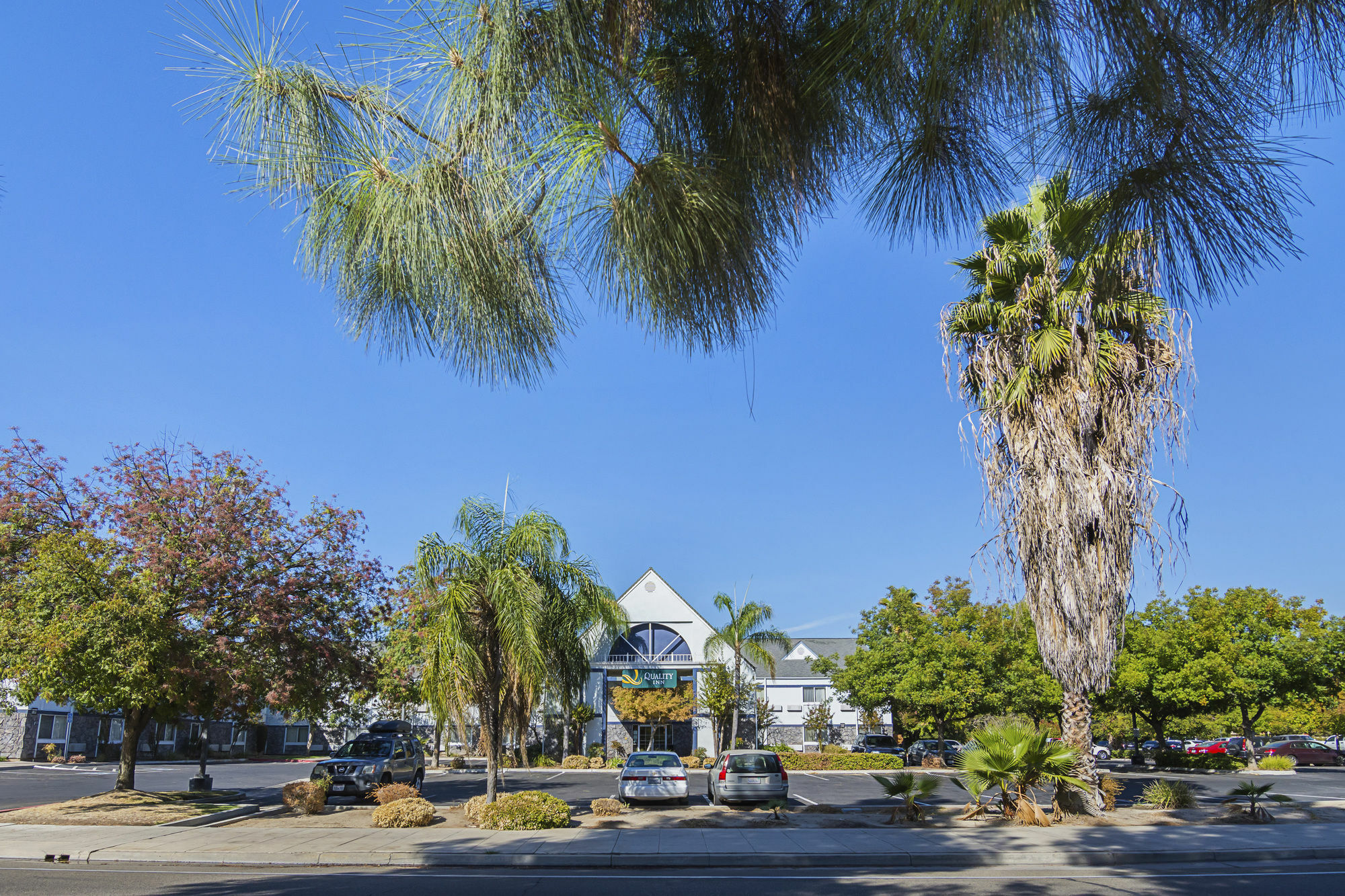 Quality Inn Fresno Yosemite Airport Extérieur photo